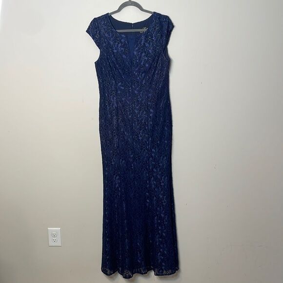Alex Evenings Blue Lace Gown Size 12 - Picture 1 of 9
